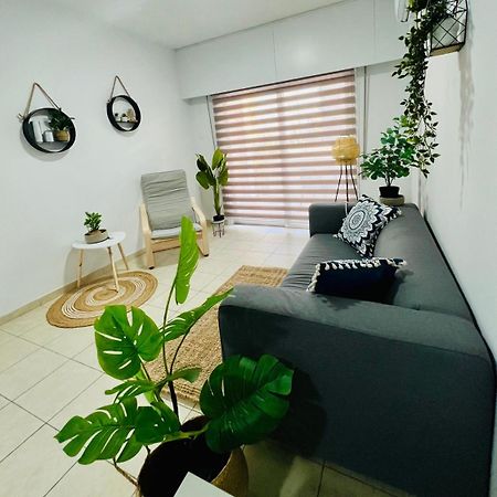 Tower Court Rooms Larnaca Bagian luar foto